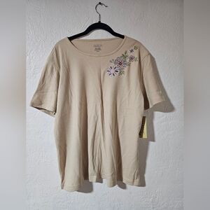 Classic Elements Shirt with floral design